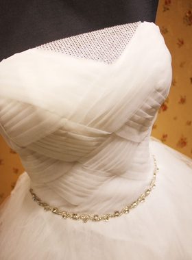 成都罗曼蒂克婚纱（绑带款） 货号211073清货特价处理包邮