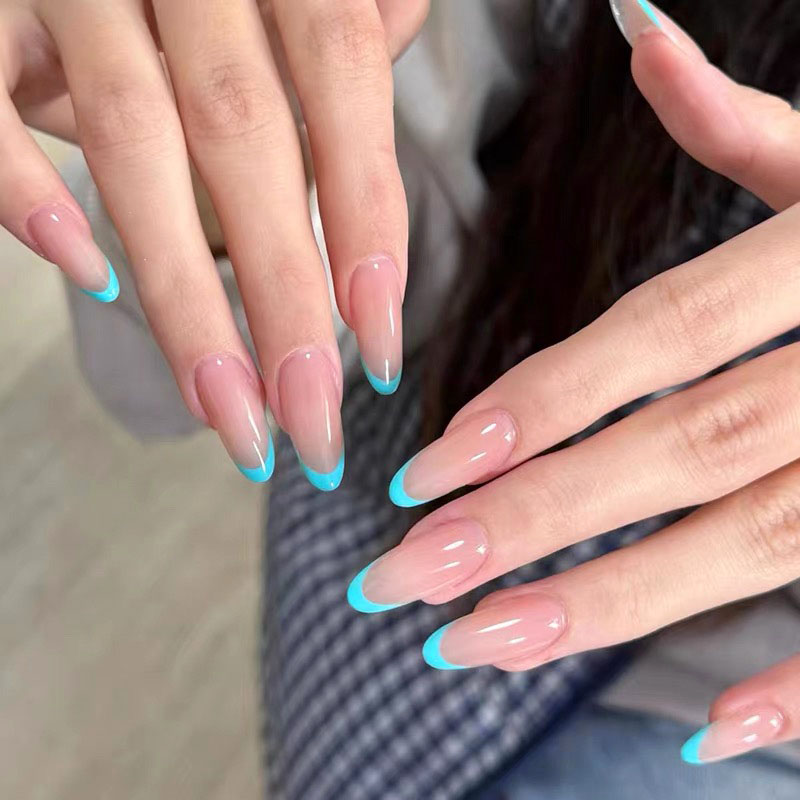 精致简约蓝色穿戴甲中长款