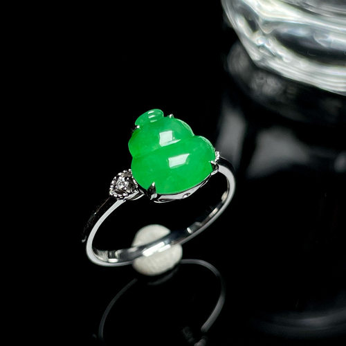 特价小夏珠宝18K金南非钻镶嵌缅甸天然A货翡翠冰种阳绿葫芦戒指