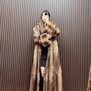 皮毛一体大衣2025冬新款 高级感真兔毛皮草外套女长款 巴黎风情