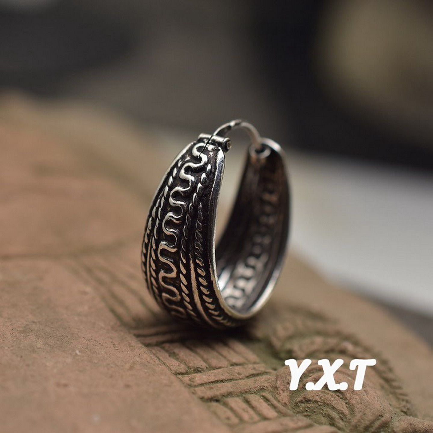 YXT 925纯银耳环复古圈图腾文做旧个性男女潮嘻哈大圈泰银T款