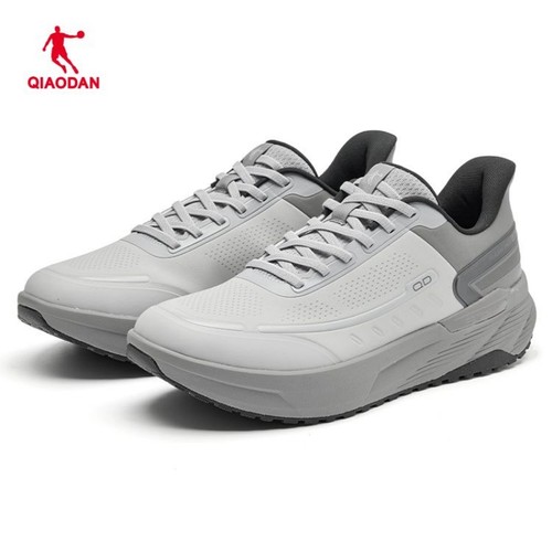 乔丹男综训鞋2025年冬季新款聚软超轻运动商场同款QDE183254809G