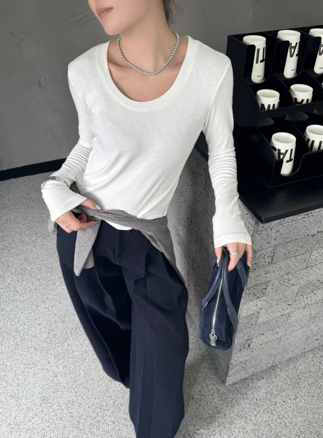 新款秋季长袖打底衫 棉U领高弹力T恤百搭纯色女上衣t血