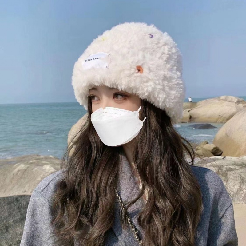 秋冬毛绒帽子女渔夫帽大头围显脸小女帽针织毛线纽扣可爱网红同款