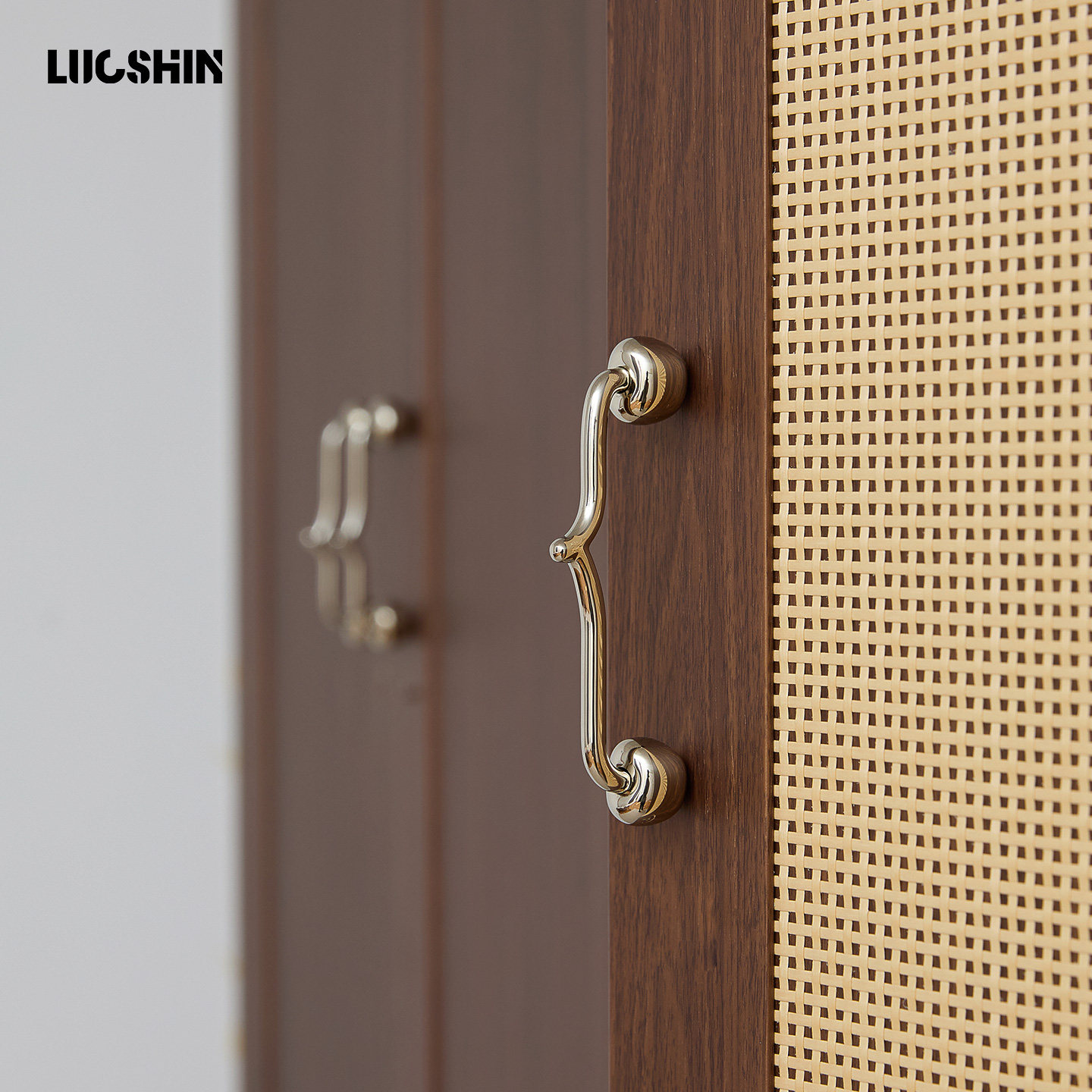 愚铜金属衣柜拉手简约风橱柜把手黄铜拉手抽屉拉手原创柜门拉手