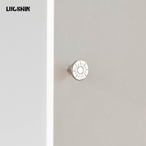 法式轻奢柜门拉手钛银色中古风衣橱柜门小拉手抽屉极简银色小把手