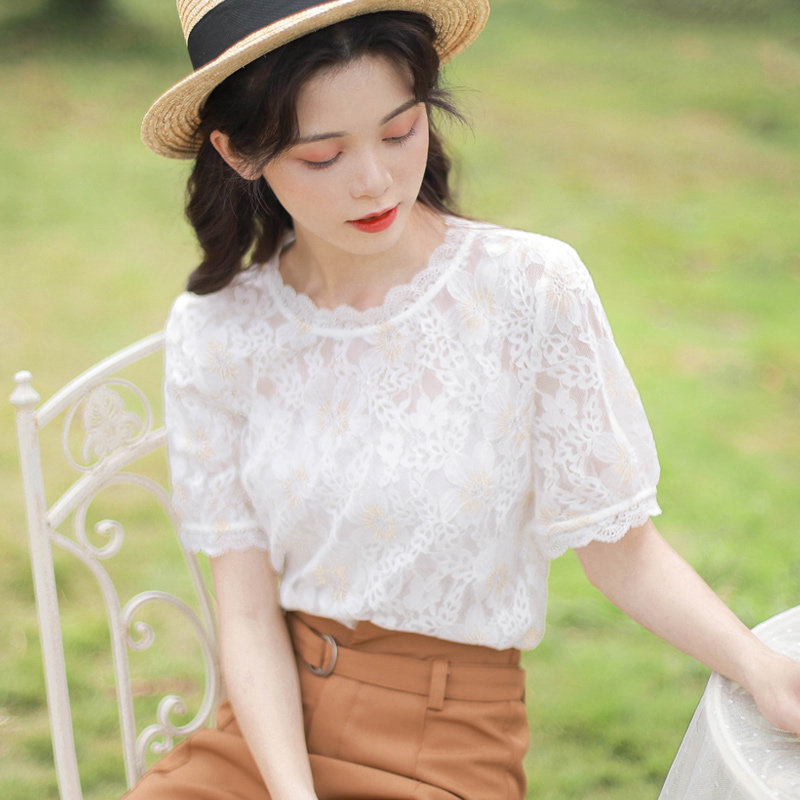 2021夏季新款韩版蕾丝上衣女短袖遮肚子上衣设计感小众气质小衫