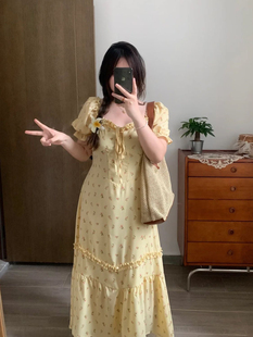 气质收腰减龄裙子显瘦遮肉微胖 大码 女装 甜美碎花连衣裙女夏季 法式