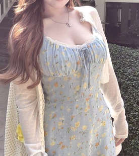 大码女装碎花连衣裙女夏季甜美气质修身显瘦吊带裙子防晒开衫套装