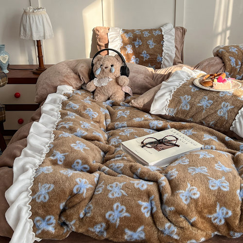 可露丽风花边雪莉绒被套四件套