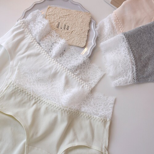 透气宽边蕾丝拼接棉高腰女三角裤