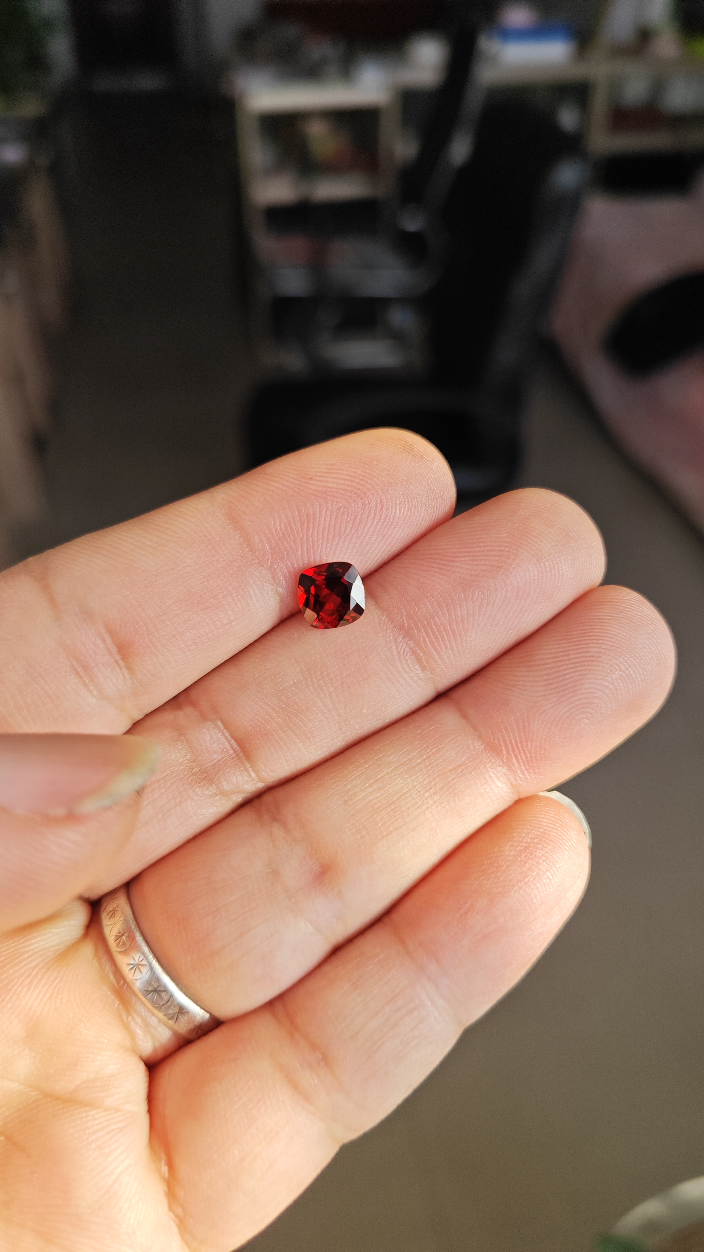 天然石榴石裸石戒面 主石7*7 枕形公主方形肥正方全净满火彩