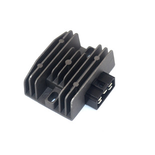 适用铃木骏驰GT125充电器QS125-5-5A-5B-5C-5G-5H摩托车整流器