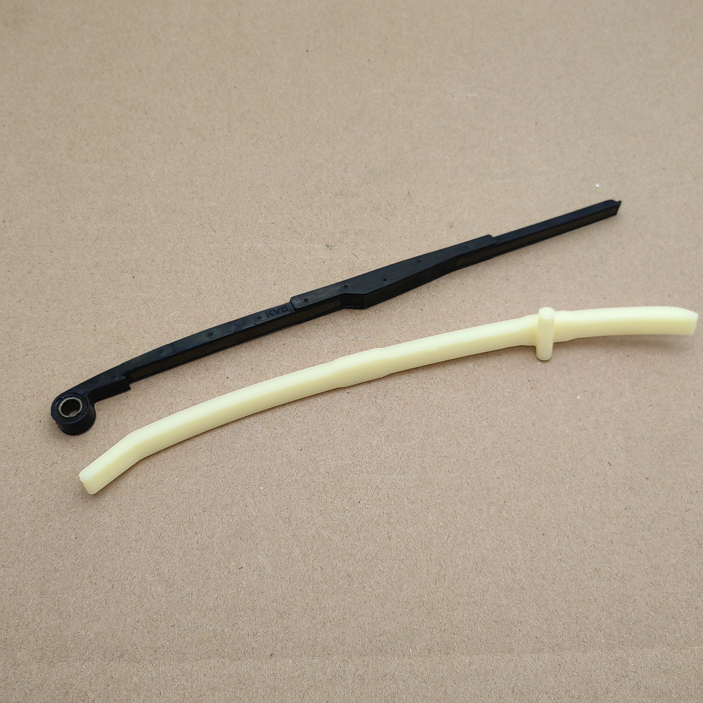 适用望江铃木UY 新本 三本 五本仿UY125小链条 时规链压条 压带