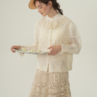 小喇叭袖 脸儿艺 打底衬衫 软棉透气 森女上衣 复古蕾丝拉夫领