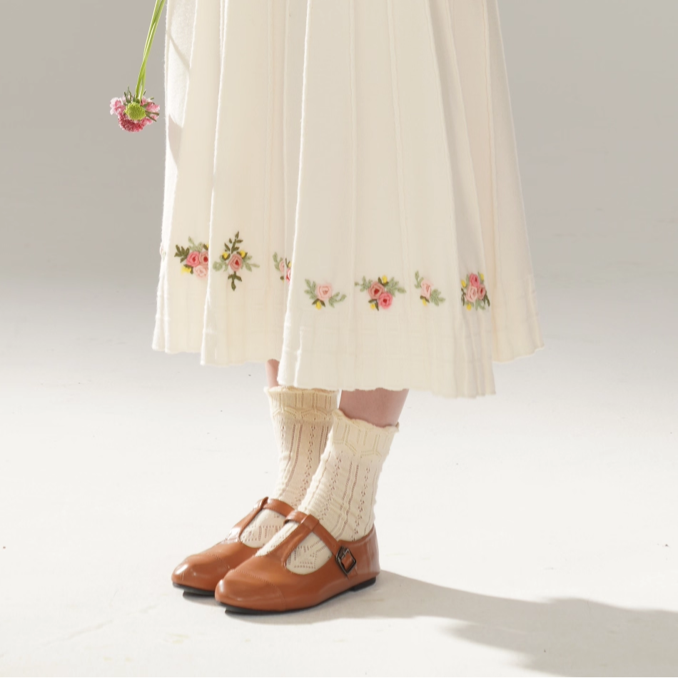 脸儿艺 法式小玫瑰 手工刺绣 螺纹A字形 5色 森女百搭针织半身裙,女装/女士精品,半身裙,淘宝优惠券,粉丝福利购,淘宝优惠卷