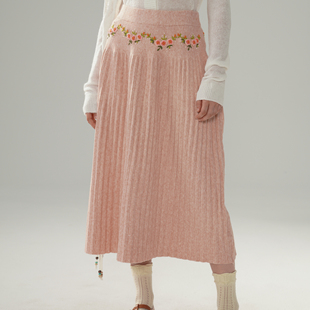 羊毛针织 脸儿艺 立体绣 法式 米白虾粉百褶森女半身裙 手工刺绣