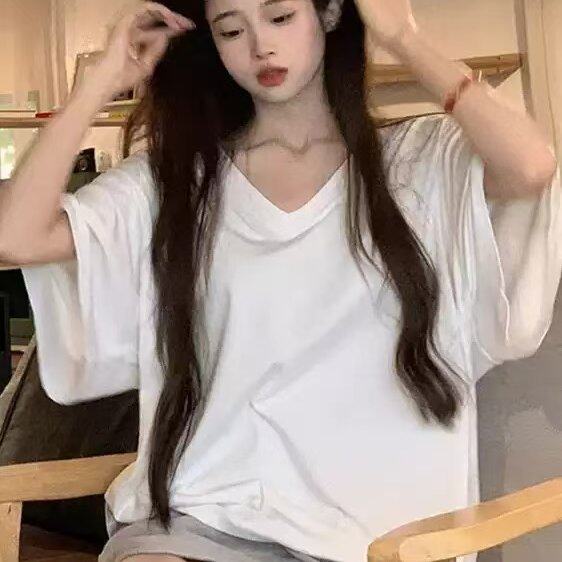 休闲风V领短袖T恤女2026