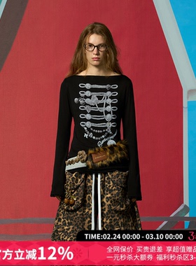 CHEERi UPi盘扣印花拼接一字肩长袖T恤女26春夏新款