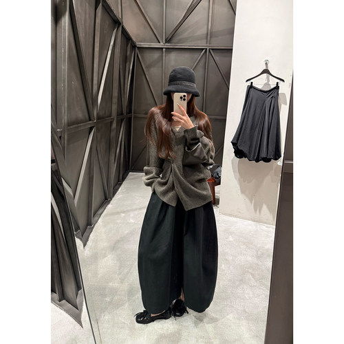 Here yaya shop 强推本期c位wan能穿搭定制麻料时髦气球八分裤