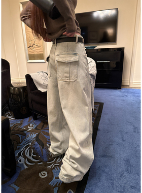 Here yaya shop 特殊工艺很有感觉的工装内里薄绒牛仔裤