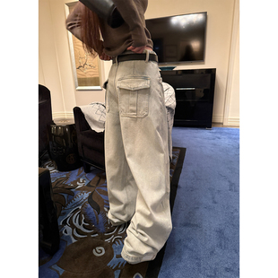 yaya 内里薄绒牛仔裤 shop 工装 特殊工艺很有感觉 Here