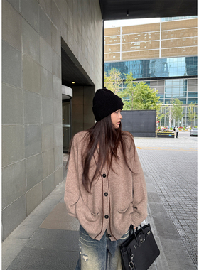 Here yaya shop 9.26 20:00 老钱精致风100%羊毛随意松弛毛衣开衫