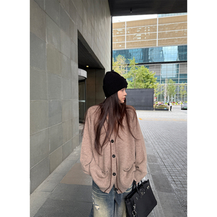 9.26 shop Here 老钱精致风100%羊毛随意松弛毛衣开衫 yaya