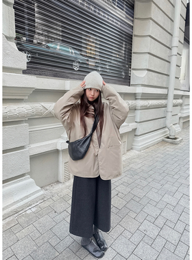 Here yaya shop 盐面包时髦随意工装风轻盈藏肉90白鸭绒羽绒外套