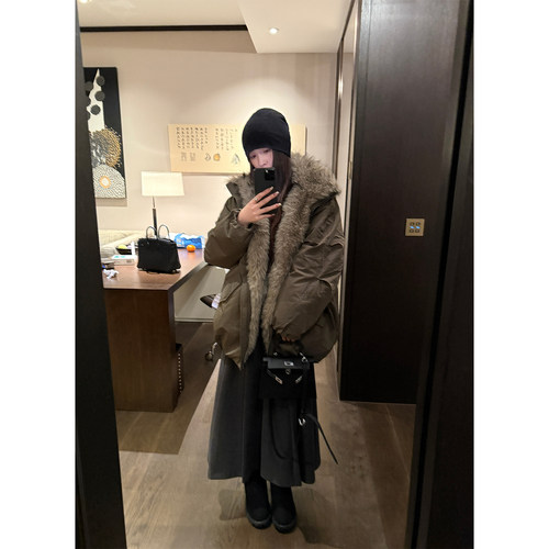 北岛冬日氛围感重工艺保暖环保皮草拼接80白鸭绒羽绒服