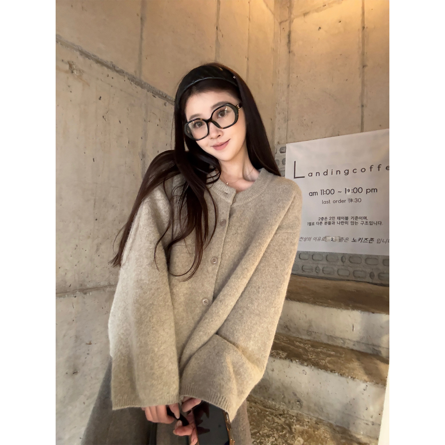 Here yaya shop 奶油雾霜温油感厚实慵懒感兔毛工艺感毛衣