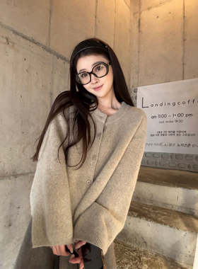 Here yaya shop 奶油雾霜温油感厚实慵懒感兔毛工艺感毛衣