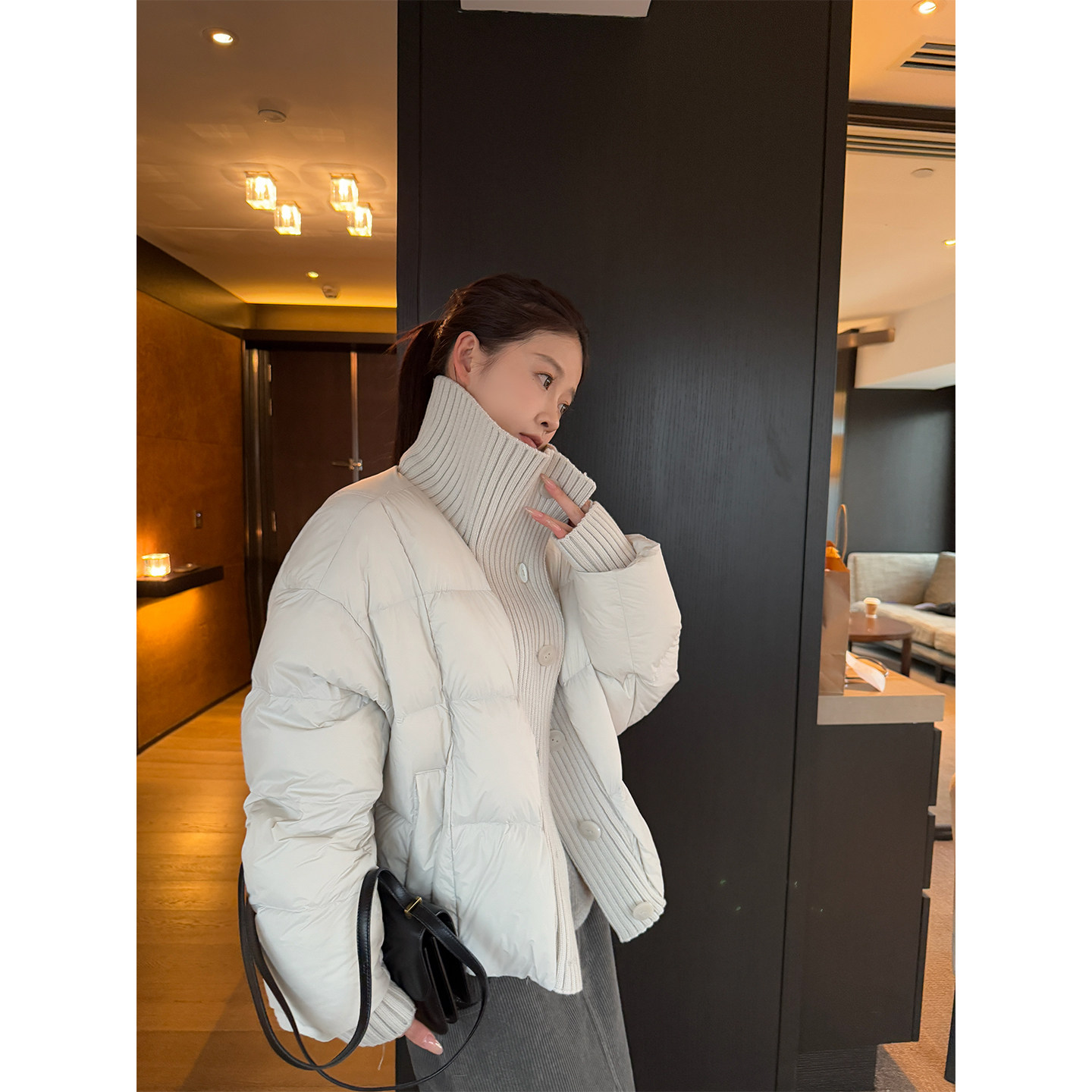 Here yaya shop 椰子奶糖软绵绵复杂工艺拼接毛衣90白鸭绒羽绒服