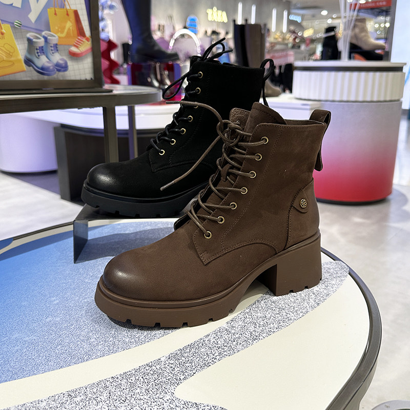 伊伴女鞋马丁靴女款2024新款冬款加绒英伦风显脚小短靴B24602801