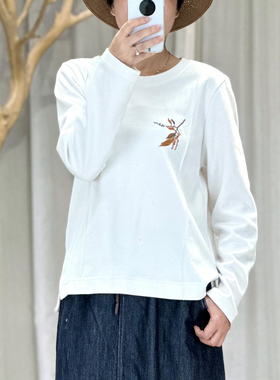 掂量女装 秋季新款设计感简约刺绣圆领T恤宽松显瘦上衣H3V01T9701