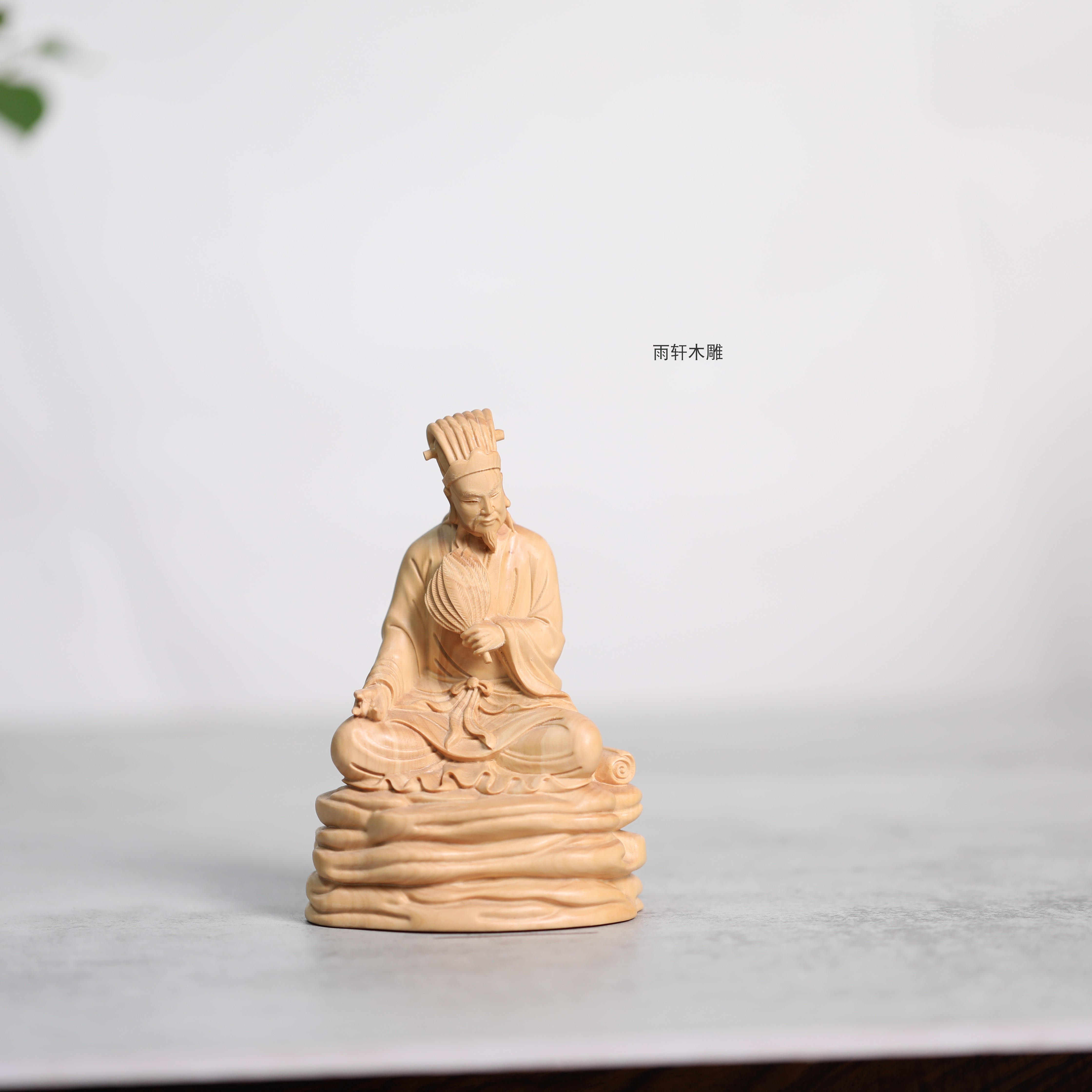 小叶黄杨木雕诸葛亮孔明摆件