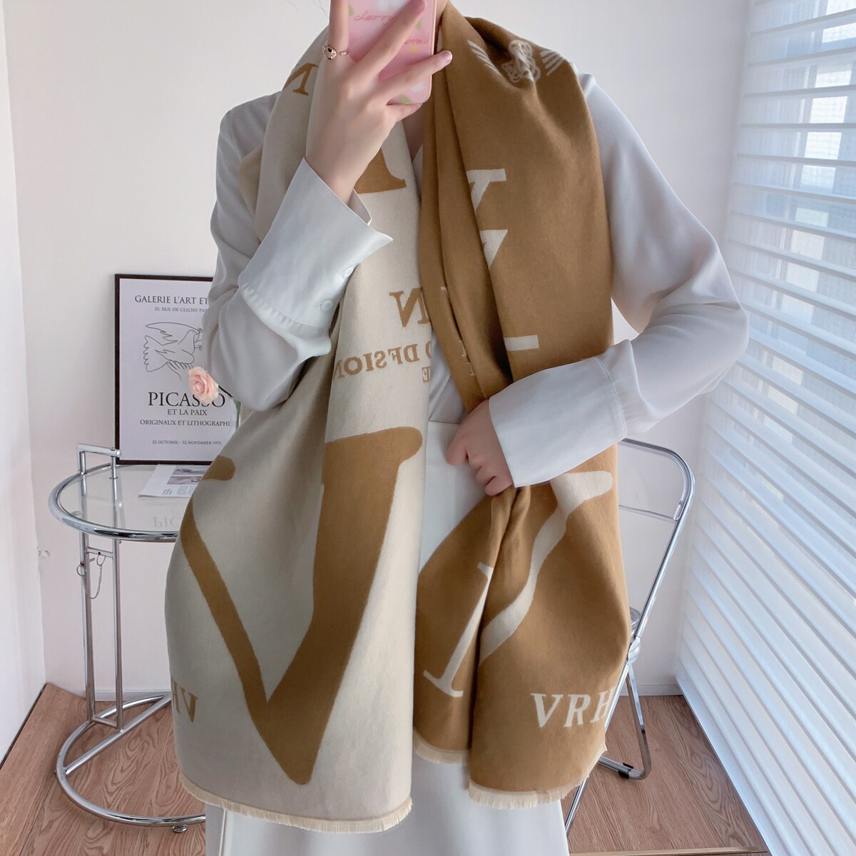 冬季围巾女ins 2025新款英伦字母高雅仿羊绒保暖围脖披肩外搭加厚,服饰配件/皮带/帽子/围巾,围巾/丝巾/披肩,淘宝优惠券,粉丝福利购,淘宝优惠卷