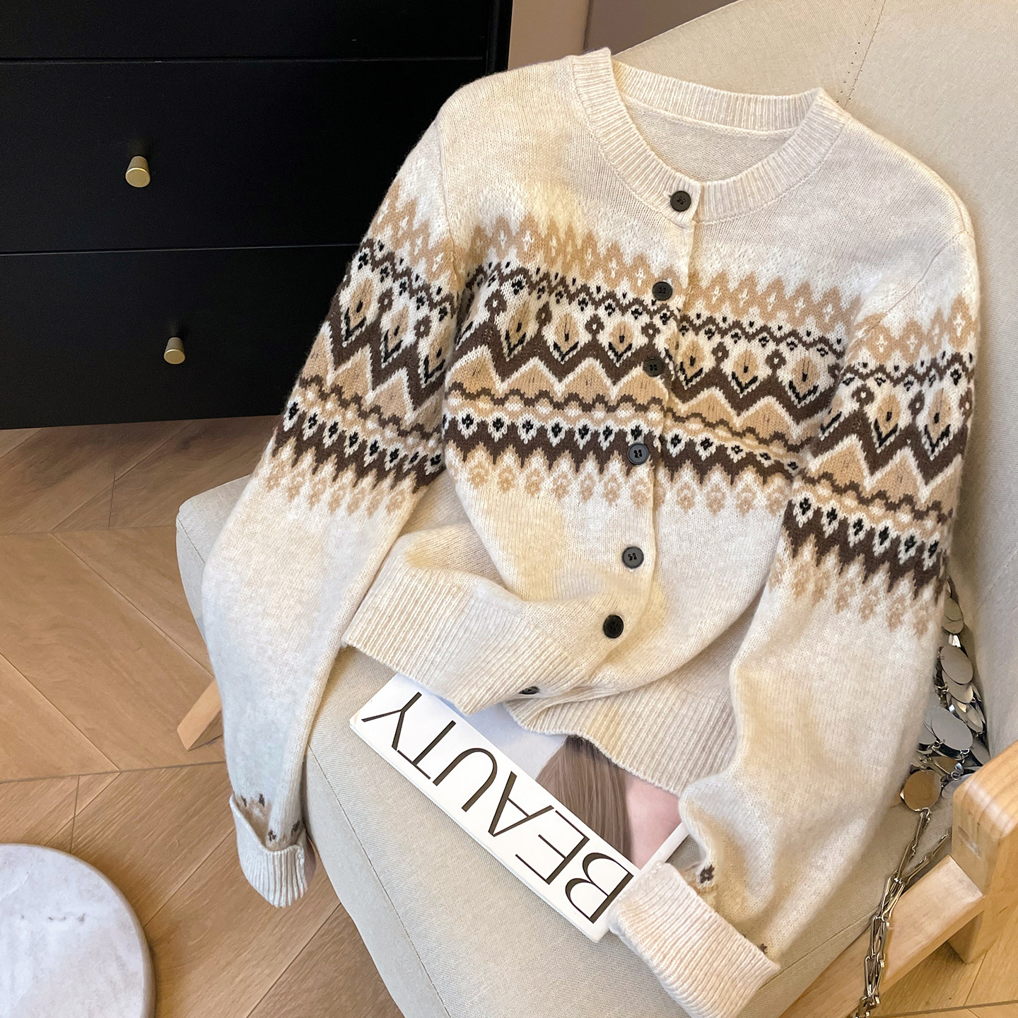 圆领费尔岛宽松纯羊毛提花毛衣女