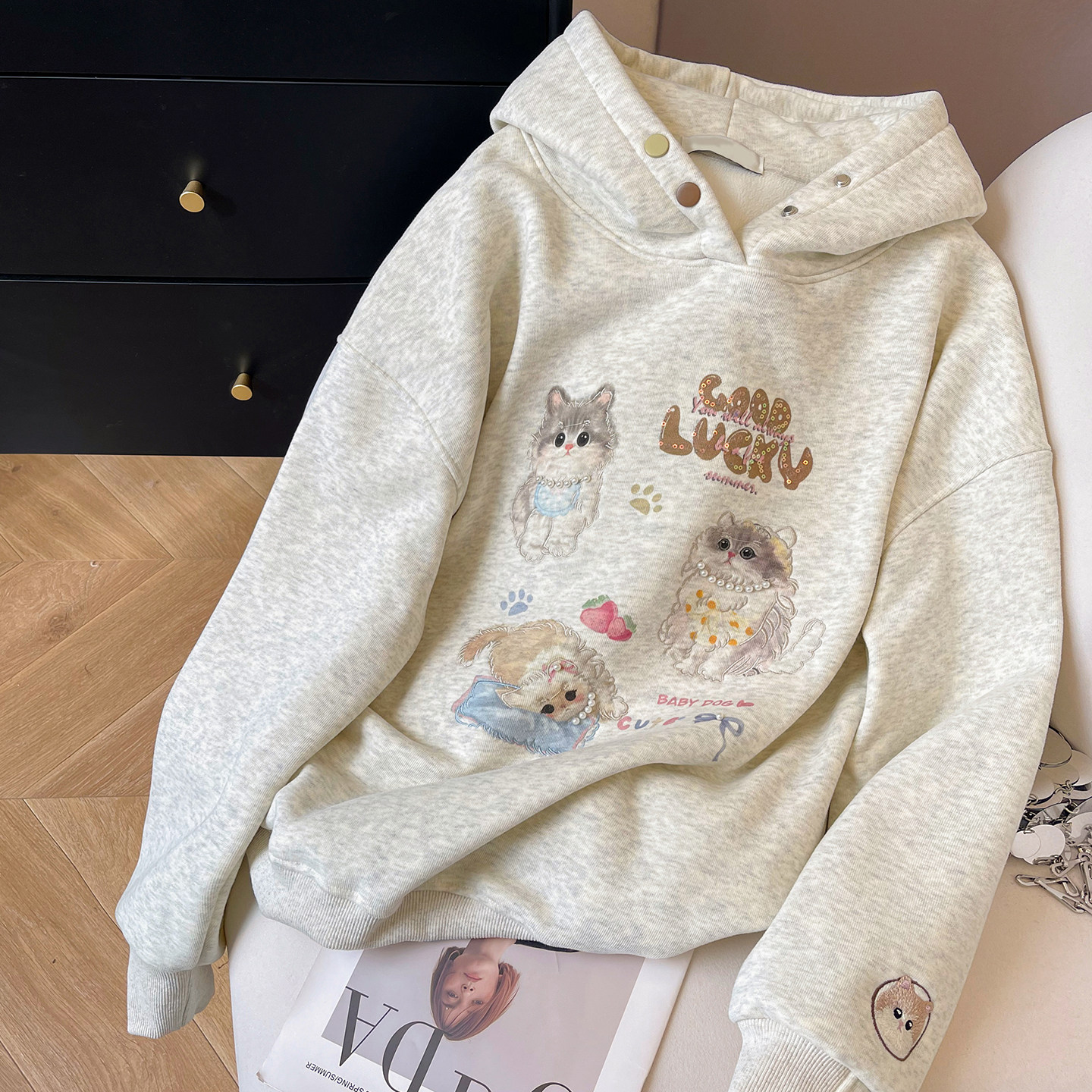 加绒宽松韩系甜美小猫刺绣卫衣女