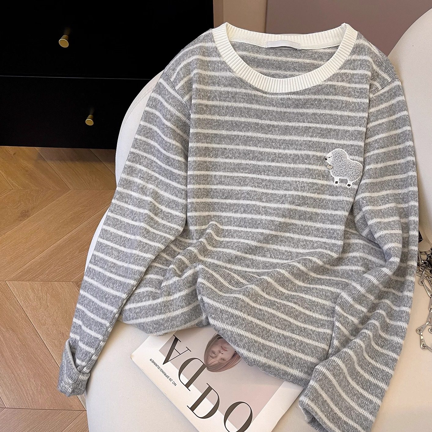 圆领慵懒宽松绵阳刺绣毛衣女新款