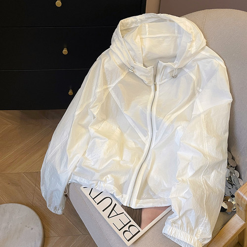 小C家 白色连帽防晒衣外套女2026夏季新款插肩袖拉链宽松百搭上衣