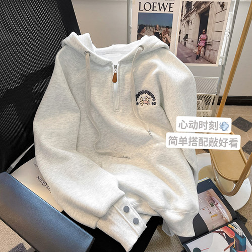 日系甜美刺绣连帽卫衣女