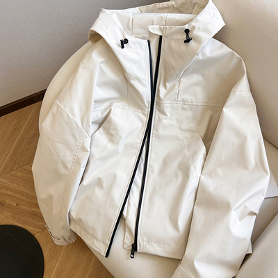 休闲白色连帽冲锋衣外套女新款春