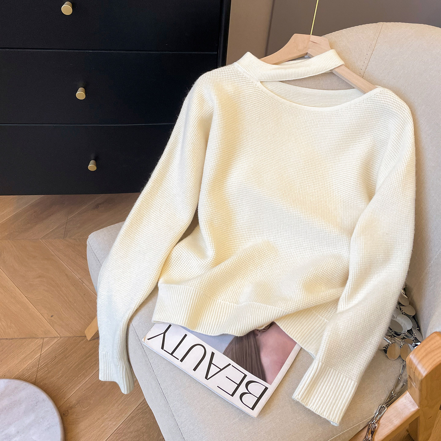 小C家 挂脖露肩毛衣女款2025新款冬季可外穿内搭打底针织斜肩上衣,女装/女士精品,毛衣,淘宝优惠券,粉丝福利购,淘宝优惠卷