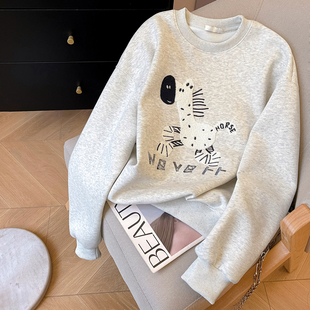 小C家 毛巾绣小马卫衣女款2026新款春韩系穿搭宽松落肩袖圆领上衣