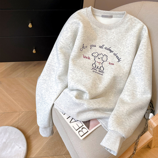 小C家 韩系休闲圆领卫衣女款2026新款春装宽松落肩袖小狗刺绣上衣