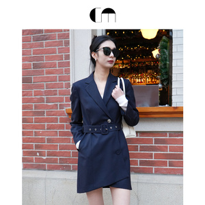 COMME MOI吕燕设计师女装早春V领系带斜门襟羊毛西装通勤连衣裙