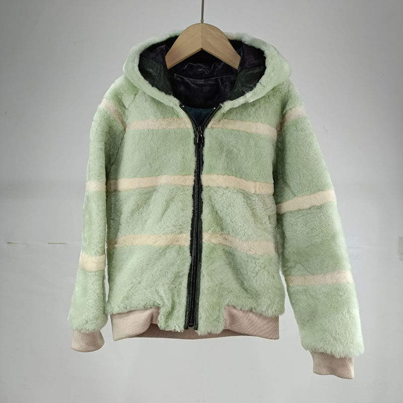 冬美利奴羊毛皮毛一体男女童装皮草外套加厚保暖连帽上衣洋气特价,童装/婴儿装/亲子装,皮草/仿皮草,淘宝优惠券,粉丝福利购,淘宝优惠卷