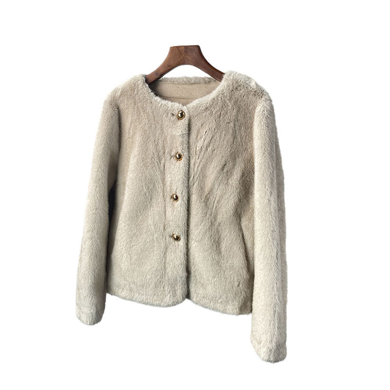 年轻皮毛一体小香风短款修身上衣