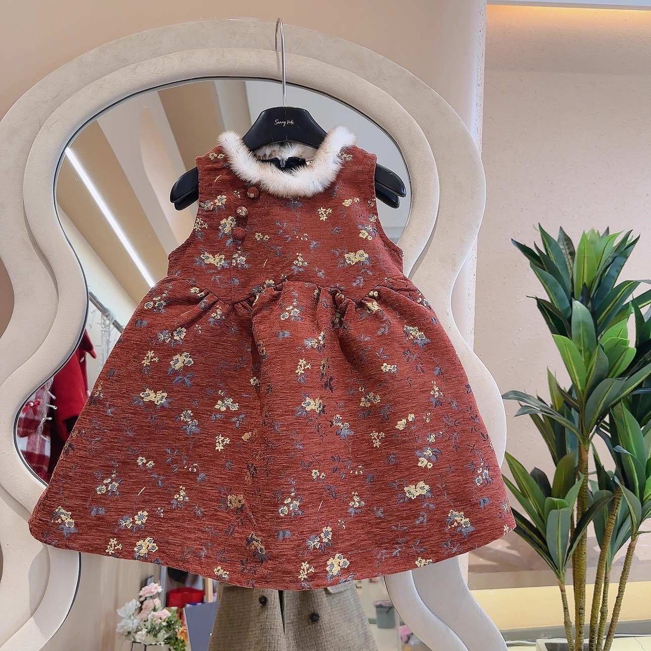 中国风女童毛领连衣裙加绒加厚冬装新款宝宝红色新年拜年服背心裙